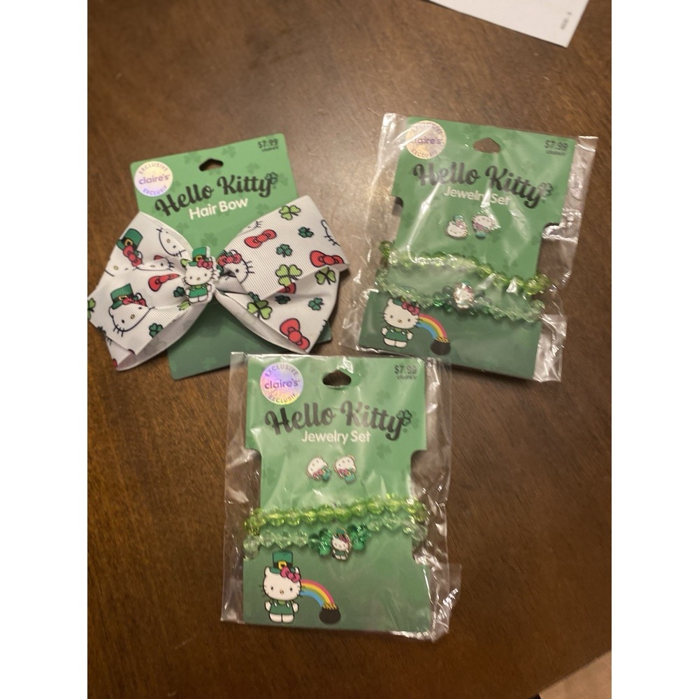 Claire's exclusive Hello Kitty St. Patrick's Day jewelry set New 3 pieces